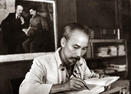 KHỐI LÁ - TUẦN 3: BÁC HỒ KÍNH YÊU